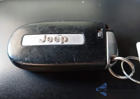 2020 Jeep Grand Cherokee Limited 4X4 z USA, uszkodzony, nr VIN 1C4RJFBG3LC116667